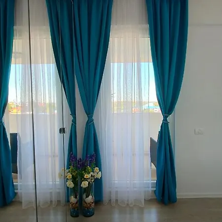 Inna Summer House Mamaia Nord