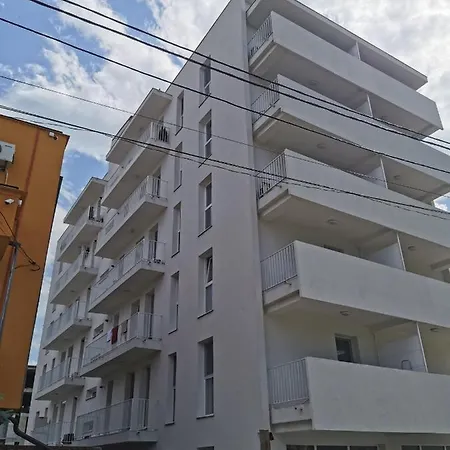 Inna Summer House Mamaia Nord Appartamento *